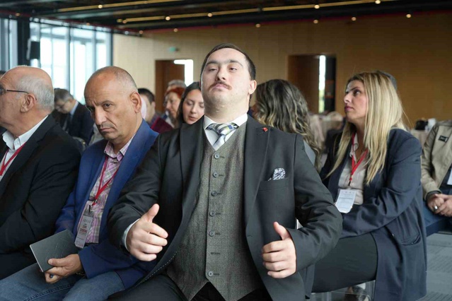 Samsun'da down sendromlu bireylere yönelik çalıştay 8 masada yapıldı