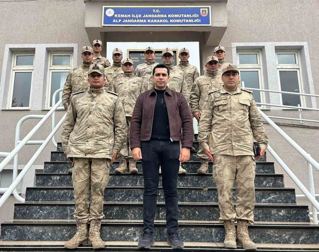 Erzincan Kemah Kaymakamı Tutay, Alp Jandarma Karakolunda personelle görüştü