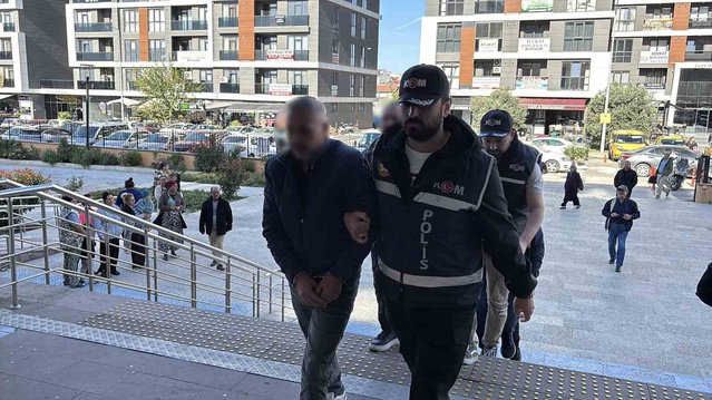 Edirne'de tefecilik iddiasıyla 4 şüpheli 400 bin liralık eve el koymakla suçlanıyor