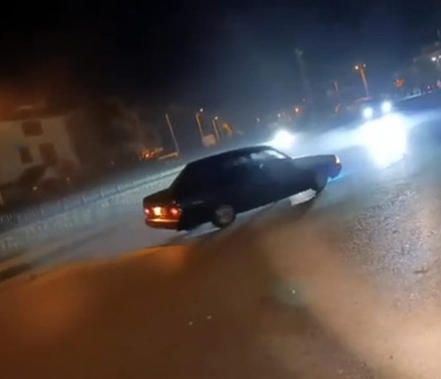 Sakarya Akyazı'da drift atan sürücüye 140 bin lira ceza kesildi, ehliyeti 2 ay alındı