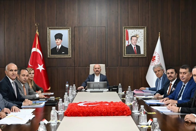 Aydın'ın turizm marka değeri Vali Osman Varol başkanlığındaki toplantıda ele alındı.