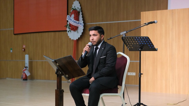Karaman'da imam hatipliler programında Vali Çiçek güçlü neslin önemini anlattı