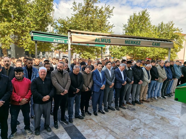 Almus Belediye Başkanı Özer'in kayınpederi Şinasi Oğuz 72 yaşında hayatını kaybetti