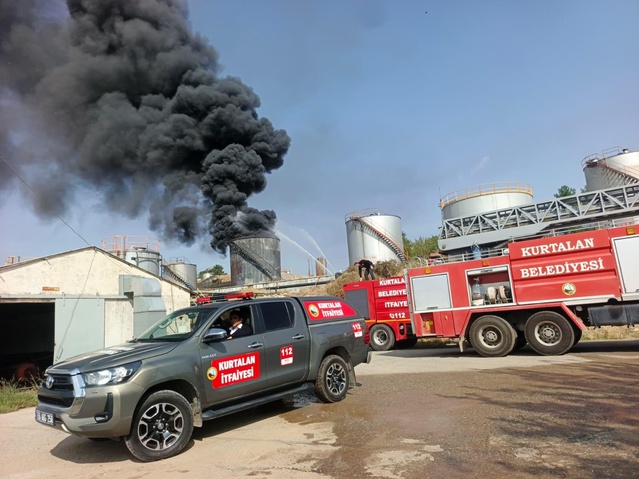 Siirt'te petrol sahasında yangın