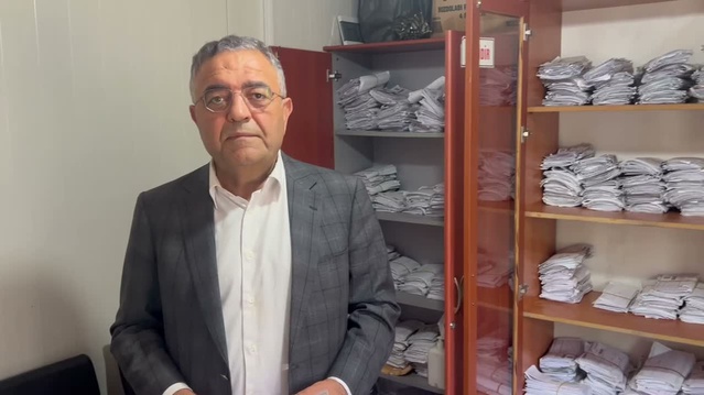 Tanrıkulu'na göre muhtarlığa gelen dosyaların yüzde 90'ı icra tebligatından oluşuyor