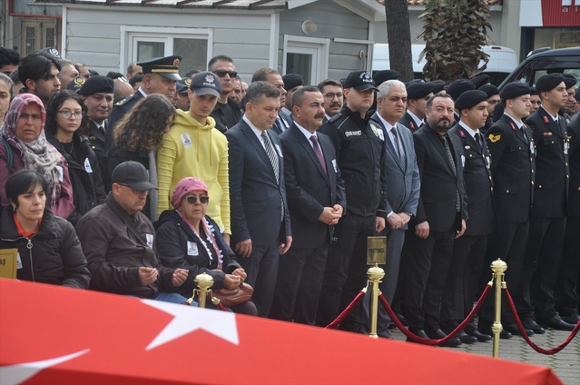 İzmir Ödemiş'te beyin kanaması geçiren polis memuru Yalçın, Nazilli'de defnedildi