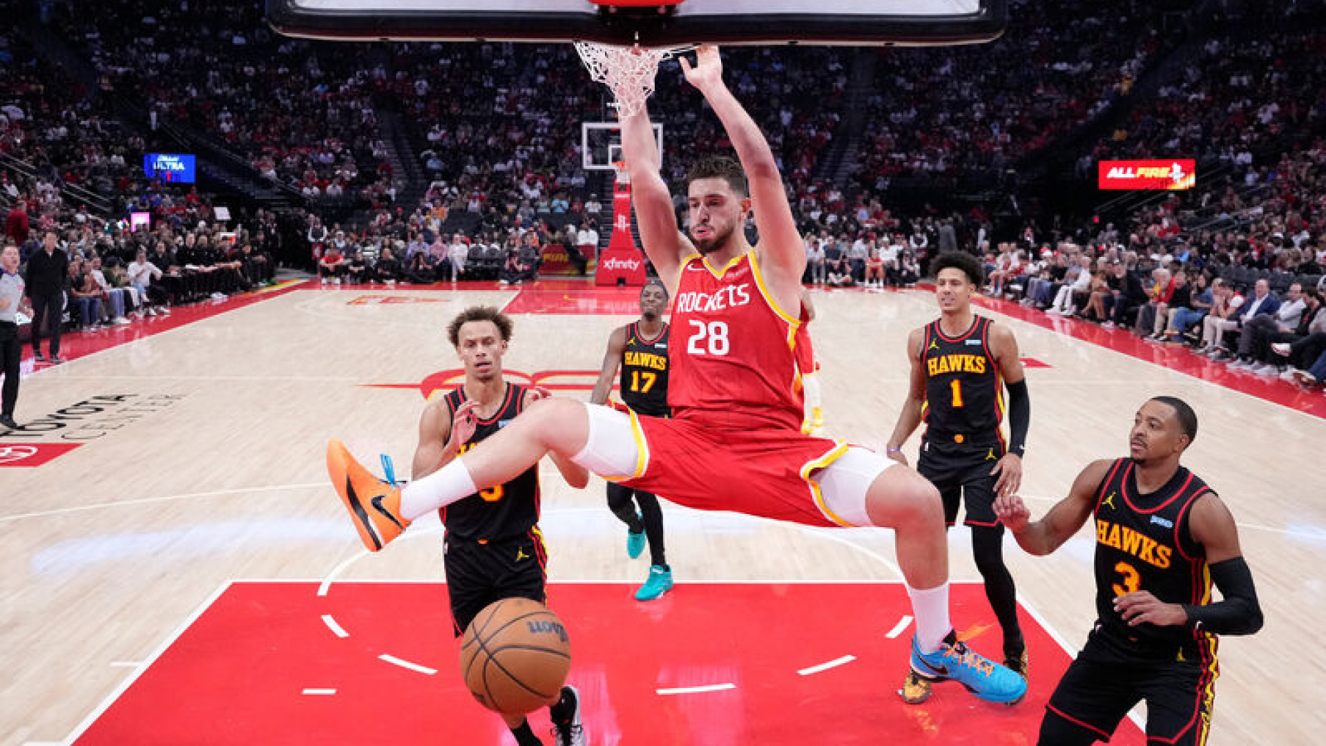 Alperen Şengün triple-double'ın kıyısından döndü