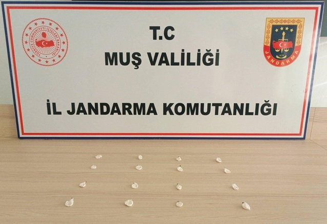 Muş'ta eylülde 19 olayda 3 kilo 51 gram esrar ele geçirildi, 3 şüpheli tutuklandı