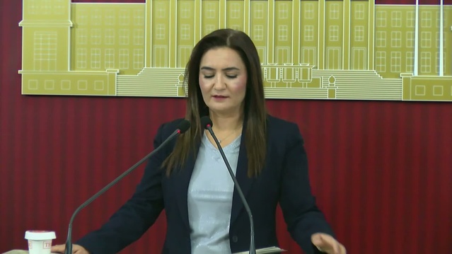 CHP'li Kılıç, Tugay'ın AK Parti'ye geçişine 'İzmir'i transferlerle alamazsınız' dedi