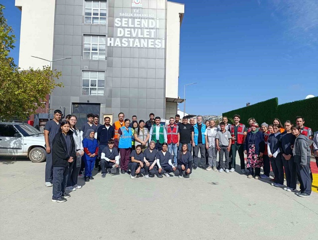 Manisa Selendi'de Devlet Hastanesi'nde HAP tatbikatı 40 kişilik ekiple yapıldı