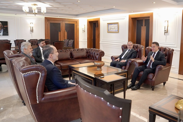 DEVA Genel Başkanı Babacan, Yeniden Refah lideri Erbakan'ı makamında ziyaret etti