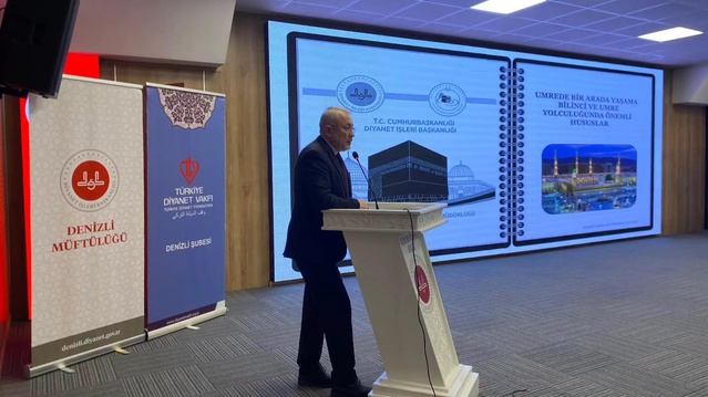 Denizli İl Müftülüğü Kasım'da umreye gidecek 186 vatandaşa seminer düzenledi