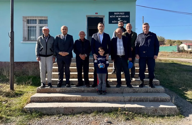 Ulaş Kaymakamı Veli Avcı, Akkaya ve Kovalı köylerinde muhtarlardan bilgi aldı