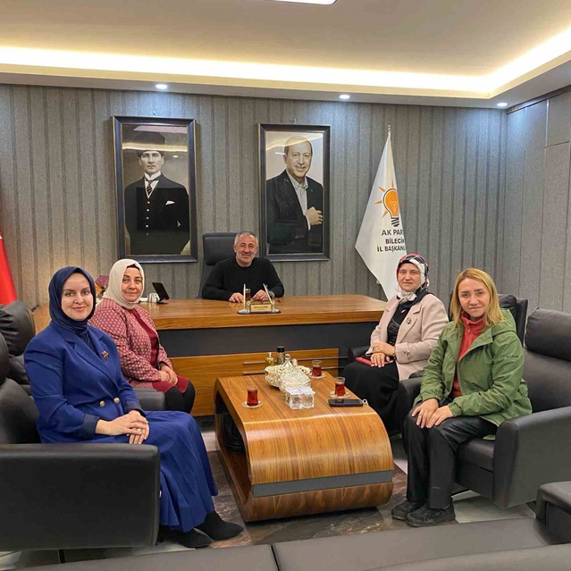 AK Parti Kadın Kolları Bölge Teşkilat Başkanı Turan, Bilecik'te ziyaretlerde bulundu