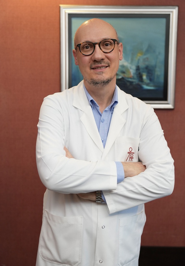 Nöroloji Uzmanı Dr. Yanık inme belirtilerinde vakit kaybetmeden 112 aranmasını istedi