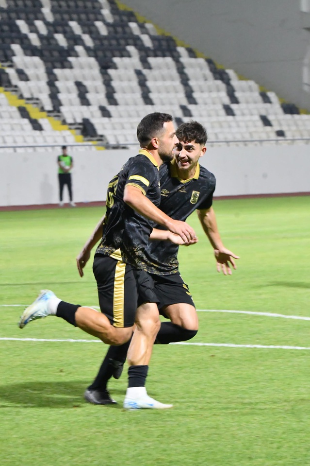 Balıkesirspor, evindeki maçları Aliağa ve Soma'da oynasa da iç sahada 4'te 4 yaptı