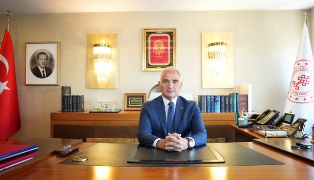 Antalya'da otel yapılmayacak, kıyı arazisi Akdeniz Üniversitesine devredilecek