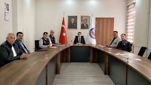 Kütahya Hisarcık'ta Kutlubeyler Köyü'nde içme suyu sondaj ihalesi düzenlendi