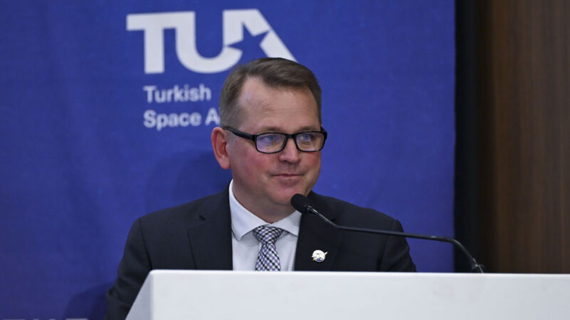 NASA, Ay bilimi verilerini dünyaya açtı