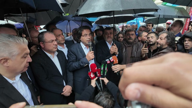 Denizli'de Şeniz Doğan için gözaltı sonrası destek mitingi düzenlendi