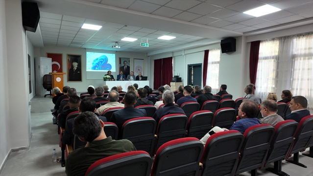 Eskişehir Gençlik ve Spor İl Müdürlüğünde tesis ve yurt hizmetleri değerlendirildi