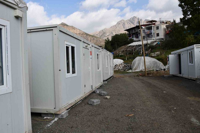 Şırnak Beytüşşebap'ta sel mağduru 30 aile için konteynerler yerleştirildi