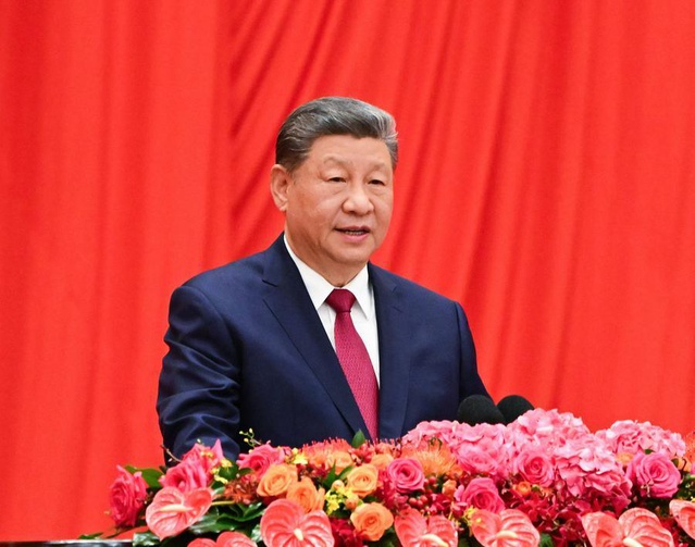 Xi Jinping, 77. yıl resepsiyonunda ulusal yeniden canlanma için somut adım istedi