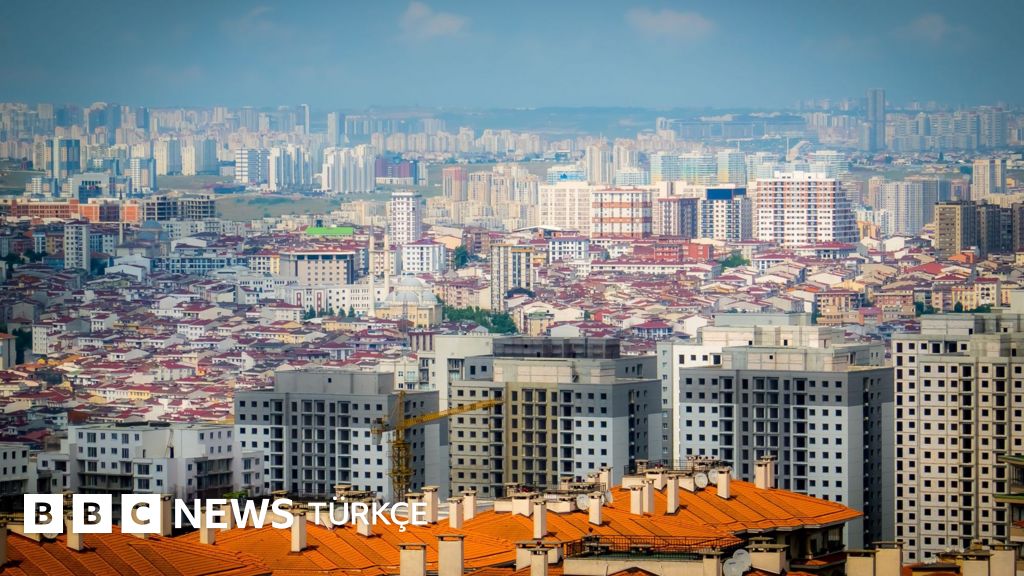 Esenyurt Belediyesi'ne operasyon: 17 gözaltı