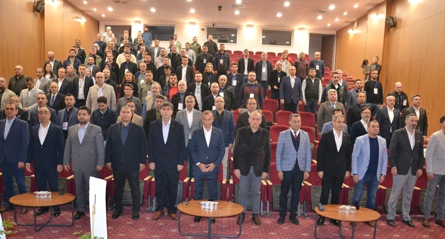 Uğur Bayil, TOÇ Bir-Sen Manisa Şubesinde 900'ü aşan üyeyle yeniden başkan seçildi