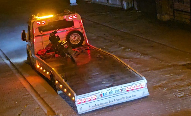 Dur ihtarına uymayan 16 yaşındaki motosikletli kovalamacayla yakalandı: 410 bin TL ceza