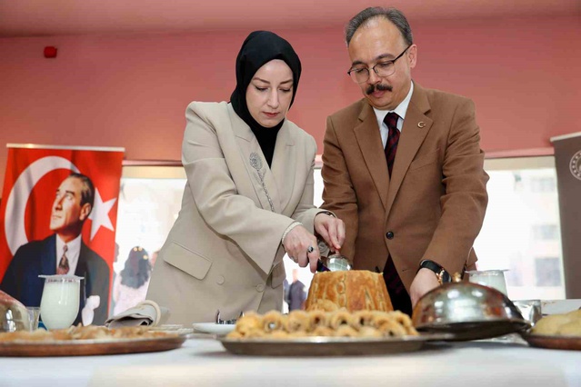 Siirt'in yöresel lezzetlerini tanıtacak Sabat Siirt Mutfağı hizmete açıldı