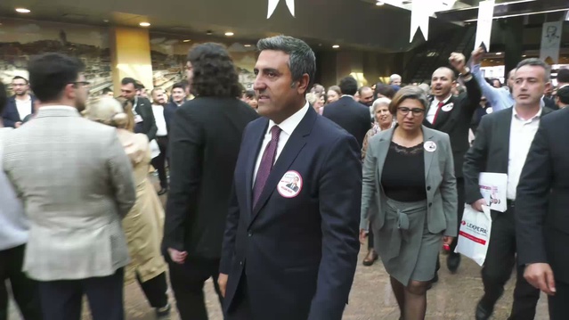 İstanbul Barosu'nda 9 adaylı başkanlık yarışında Hasan Kılıç oyunu kullandı