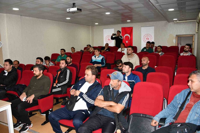 Vezirköprü'de 2026-2027 okul sporları fikstürü çekildi, takvim belirlendi