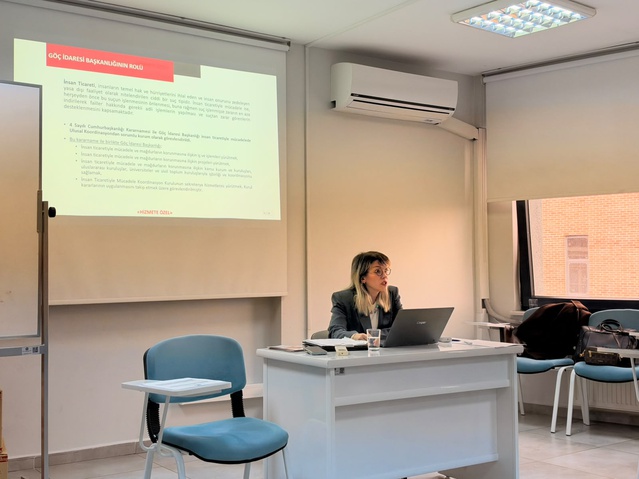 Eskişehir Büyükşehir Belediyesi insan ticaretiyle mücadele eğitimi düzenledi