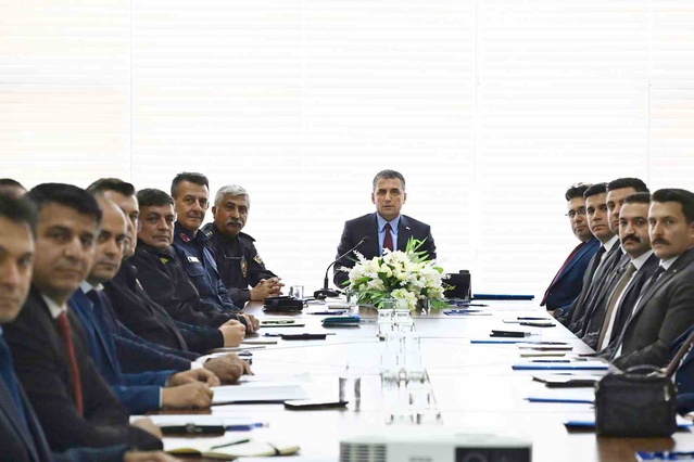 Niğde'de suçla mücadelede kurumlar Başsavcı Aydın Tuncay başkanlığında toplandı