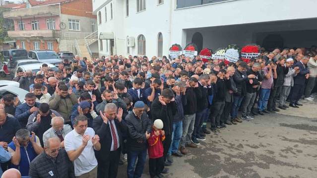 Karadeniz Ereğli'de okulda rahatsızlanan 9 yaşındaki çocuk toprağa verildi
