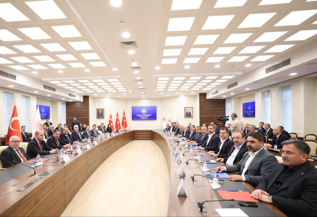 Işıkhan başkanlığındaki KPDK'da talepler iletildi, Memur-Sen karar uyarısı yaptı