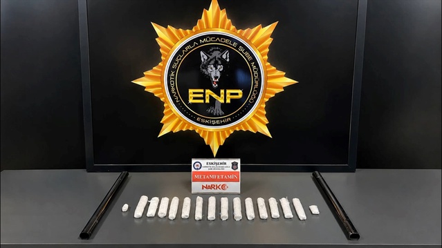 Eskişehir'de 1 kilo 126 gram sentetik uyuşturucu ele geçirildi, 3 şüpheli tutuklandı