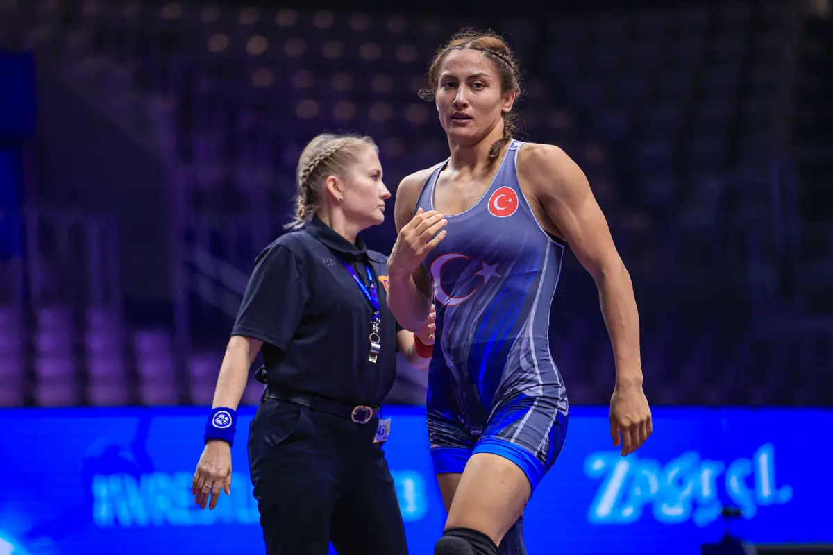 Koçak 76 kiloda bronz madalya için güreşecek