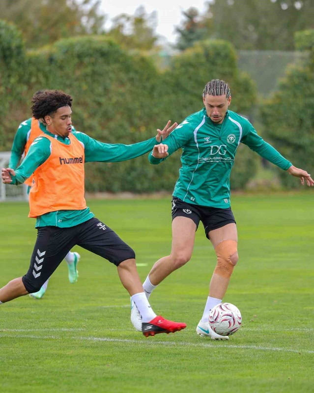 Konyaspor, Galatasaray maçı hazırlıklarına İlhan Palut yönetiminde başladı
